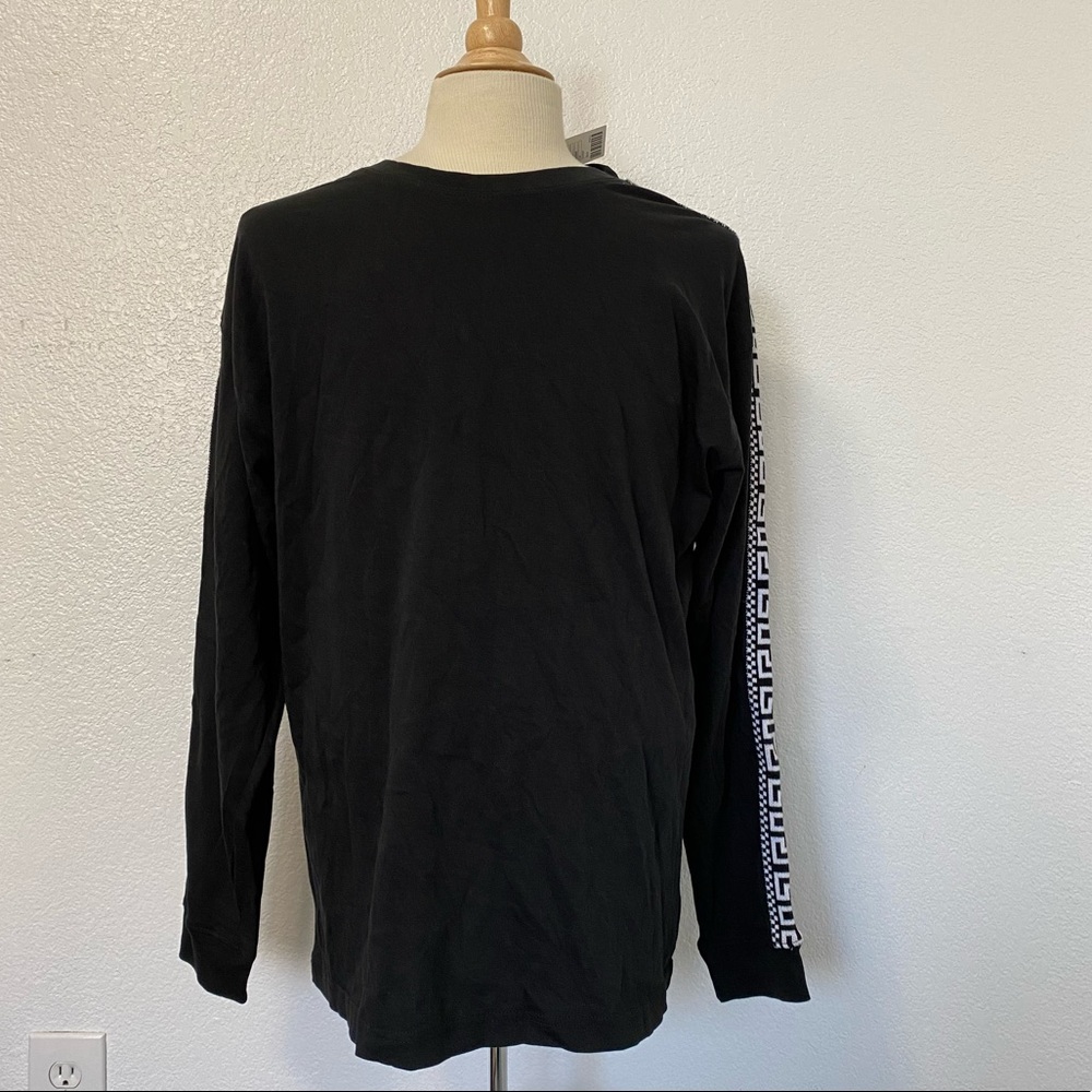 Urban Outfitters Pattern Long Sleeve